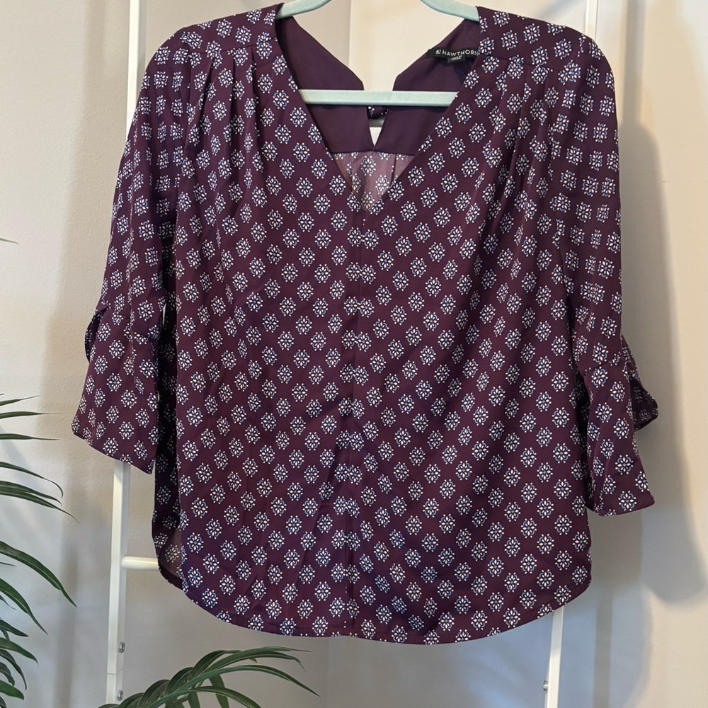41 Hawthorn Geometric Plum Blouse - Picture 4 of 10